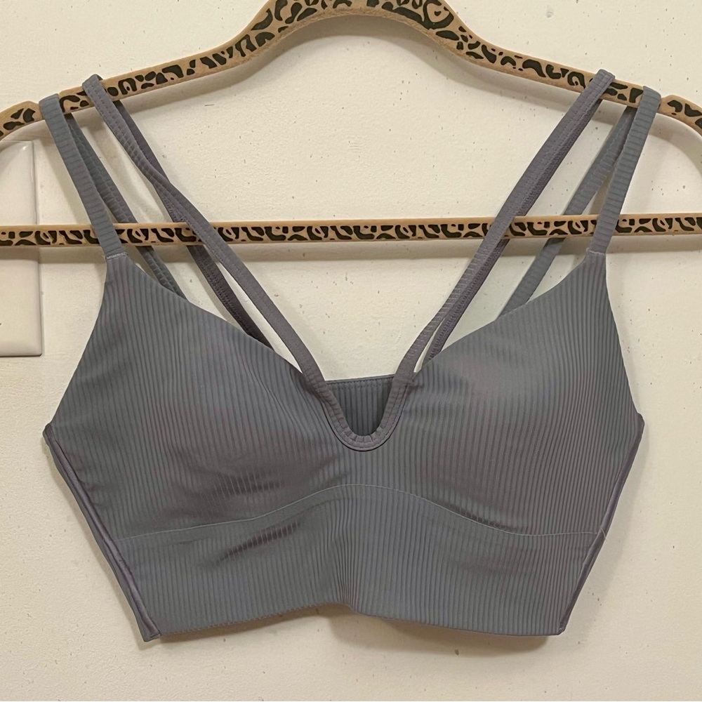 LULULEMON Strappy Like A Cloud longline ribbed b/c cup sports bra size 8 blue